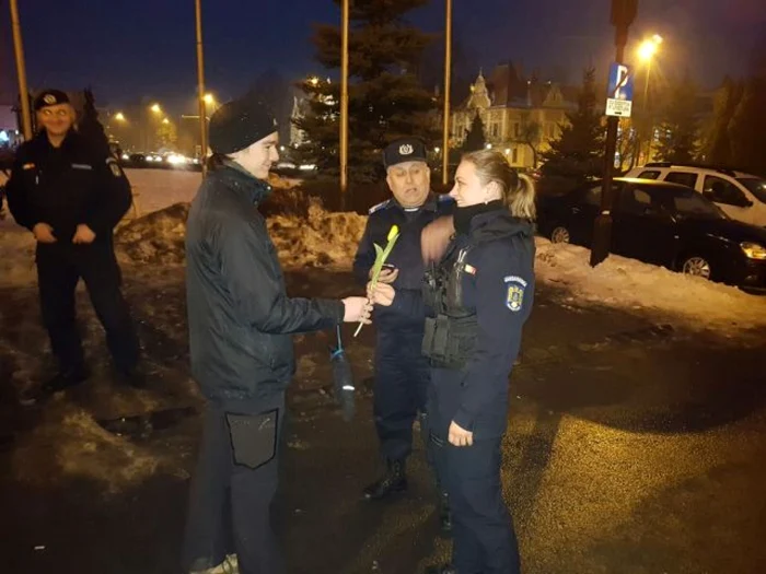 flori protestatari jandarmi brasov