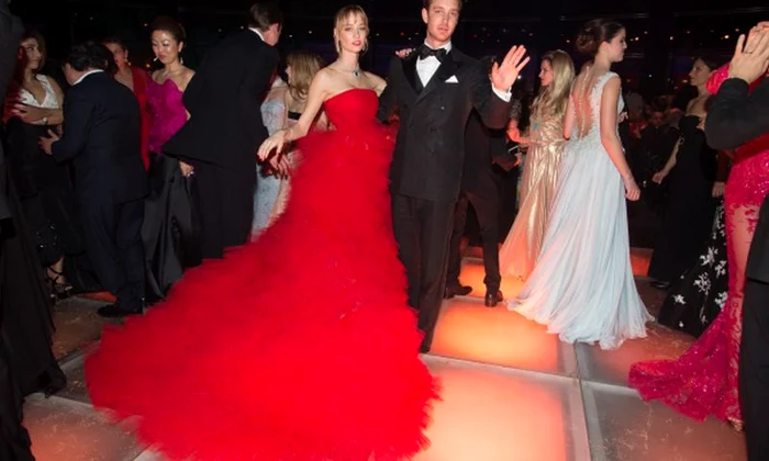 Pool Villard No tabloids Danse 62 ème Bal de la Rose à Monaco jpeg
