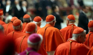 Cardinalii ascultă slujba oficiată de Papa Francisc în decembrie 2024 FOTO Shutterstock jpg
