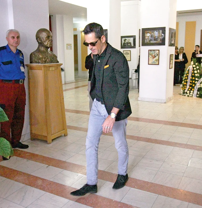 Ştefan Bănică  a venit miercuri la  priveghiul artistului