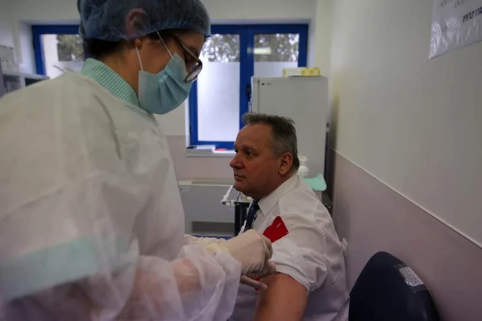 Vasile Iliuţă, şeful CJ Călăraşi s-a vaccinat pe 26 februarie FOTO Facebook/Vasile Iliuţă