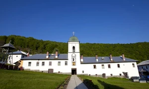 Mănăstirea Frăsinei din Muereasca Vâlcea Athosul românesc Foto Daciana Stoica jpg