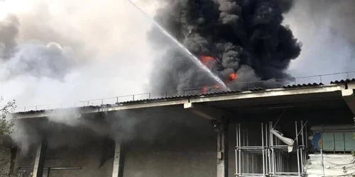 incendiu ploiesti depozit textile foto isu ph