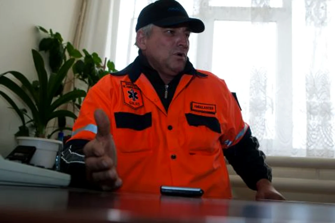 Dan Leonte cu maşina sa intervin la cazurile cele mai grave. 