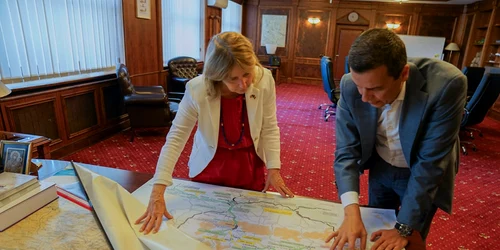 Sorin Grindeanu, întrevedere cu ambasadoarea SUA FOTO: Facebook