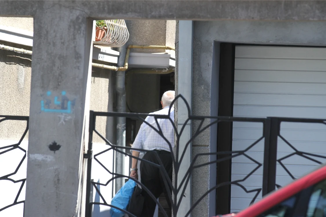 Alexandru Arşinel nu se dă în lături de la ridicat greutăţi
