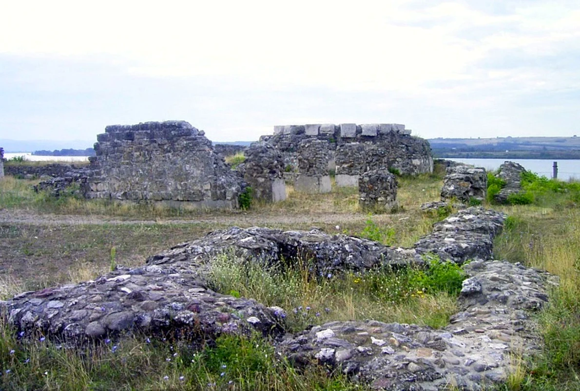 Castrul roman Drobeta (© Wikimedia Commons)