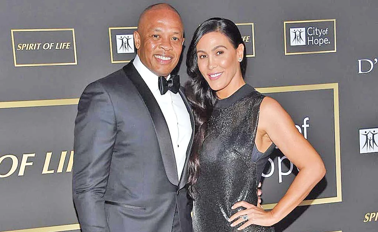 
    Nicole Young şi Dr. Dre,  pe vremea când formau un cuplu fericit  