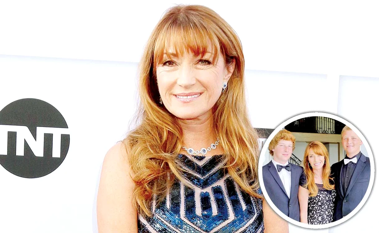 Jane Seymour (67 de ani). Avere: 90 milioane $. John şi Kristopher (în prezent au 22 de ani), născuţi la 44 de ani