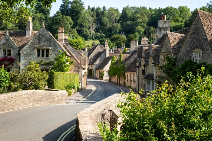 O vilă romană a fost descoperită în Cotswolds din Anglia. Foto: Facebook 