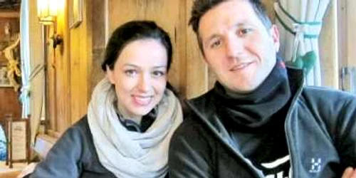 Împreună cu soţia sa, Olivia, relaxându-se în vacanţă la Ischgl, Austria