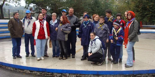 Cercetaşii învaţă să intervină în cazul situaţiilor de urgenţă