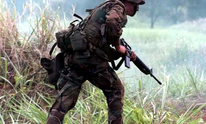 soldati ucraina rusia nato jpg