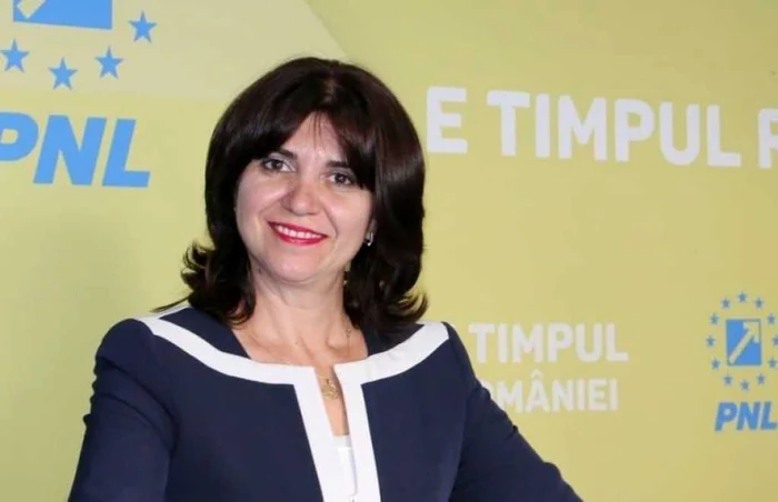 Guvernul a prelungit termenul-limită de acreditare pentru şcolile doctorale. FOTO: Facebook