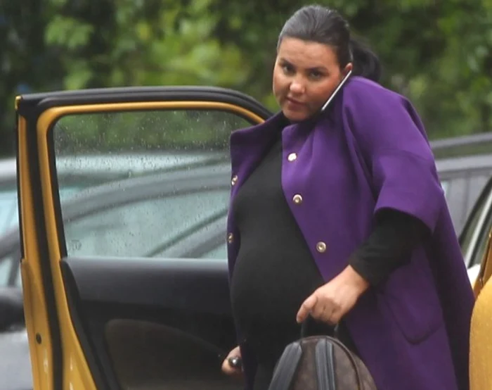 Lavinia Pârva a luat câteva kilograme în plus pe timpul sarcinii de care speră să scape treptatFoto: Mihai Ionescu