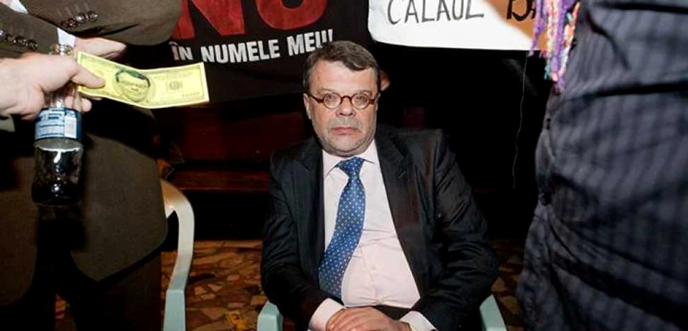Atacul asupra ministrului Barbu riscă să denatureze un protest legitim....