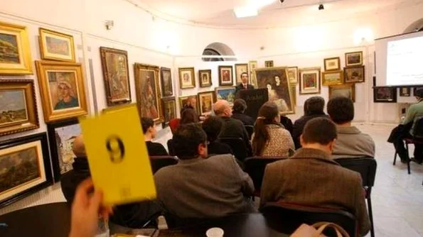 Piaţa de artă din România un prezent optimist, un viitor tern, plin de "mărunţişuri" jpeg