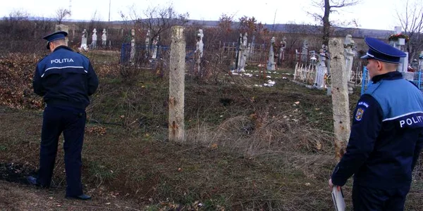 Poliţia cercetează la faţa locului