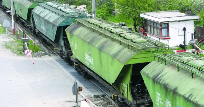 Galaţi: Sarea gălăţeană, blocată ilegal în vămi