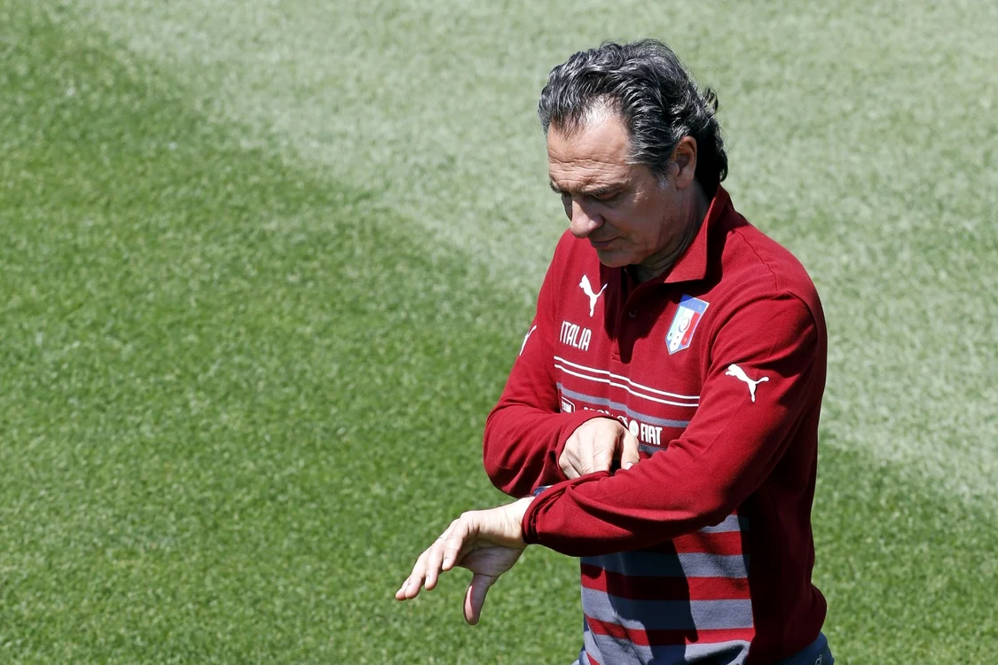 Prandelli va mai rămâne selecţionerul Italiei cel puţin până în 2016. FOTO: Reuters
