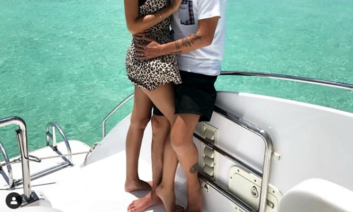 2 adrian mutu sandra png png