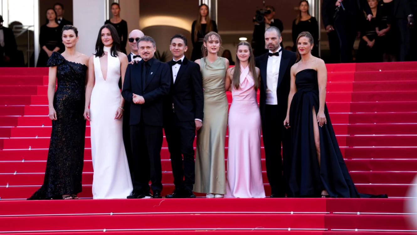 Noul film semnat de regizorul Cristian Mungiu a fost primit cu entuziasm la Festivalul de la Cannes.