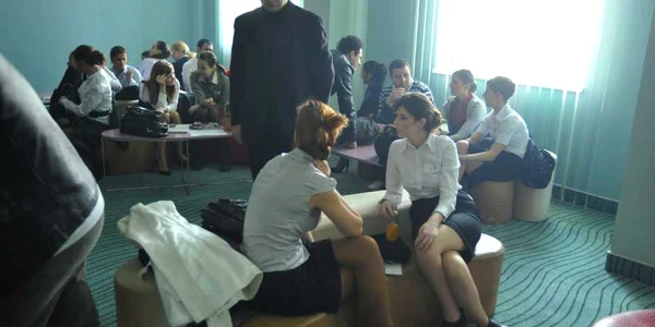 Oamenii sunt suficient de flexibili să trăiască în medii sociale diferite