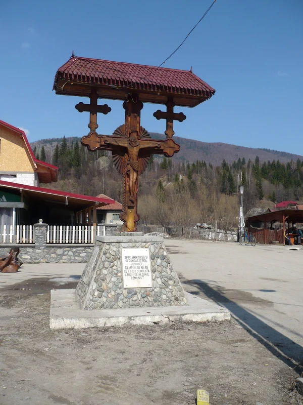 Campul lui Neag  mnumentul jpg