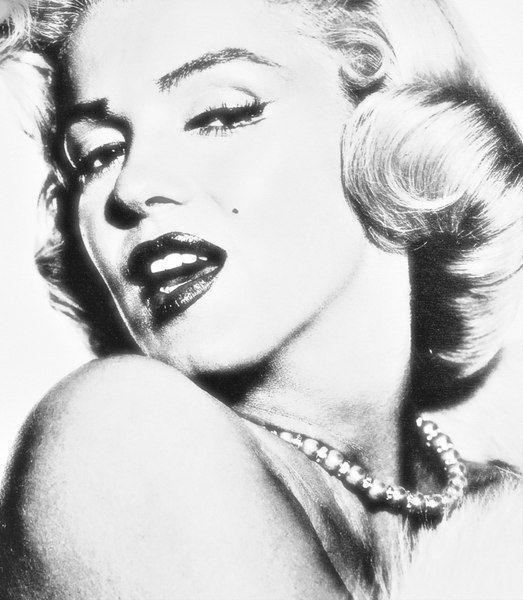 Moartea învăluită în mister a celebrei Marilyn Monroe. Speculații despre colaborarea cu KGB, sub numele de cod „Mașa“ VIDEO 