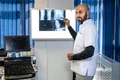 Dr  Tarek Nazer 1000x600 jpg