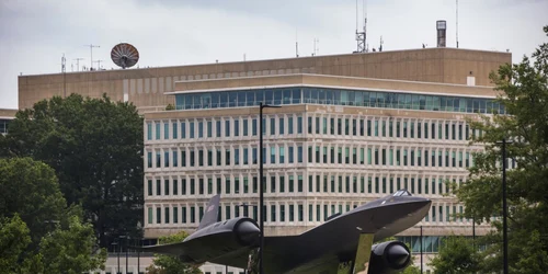 Avion supersonic A-12 la sediul CIA din Virginia FOTO EPA-EFE