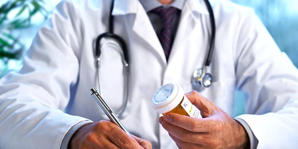 doctor istock jpg