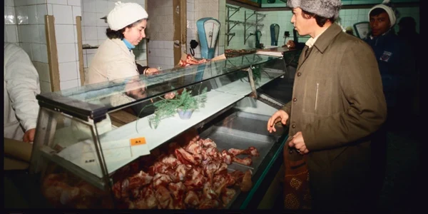 foamete-ceausescu-epoca-de-aur oase-in-galantar Foto Getty Image