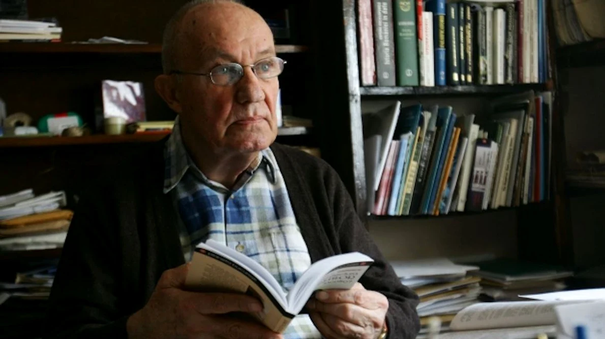 Dinu C  Giurescu, aventura unui academician în lumea benzilor desenate jpeg