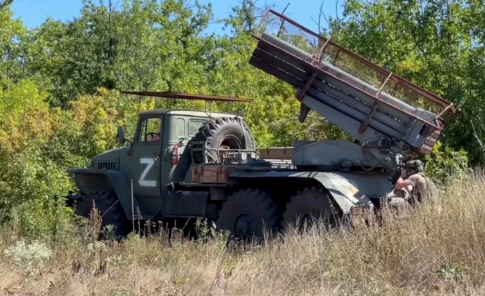Soldați ruși pe câmpul de luptă FOTO EPA-EFE/RUSSIAN DEFENCE MINISTRY PRESS SERVICE