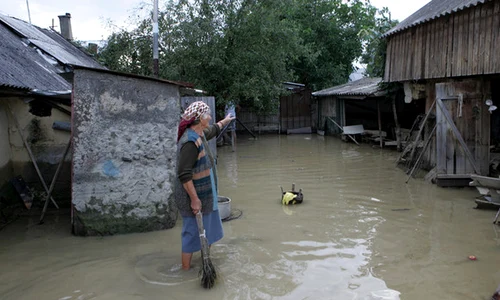 inundatii4 rsz jpeg