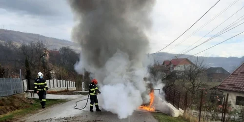 incendiu auto