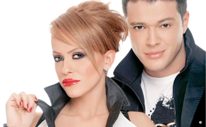 
    Anda Adam şi Victor Slav s-au despărţit în 2012, după şase ani de relaţie. Acum îi mai leagă doar ratele  