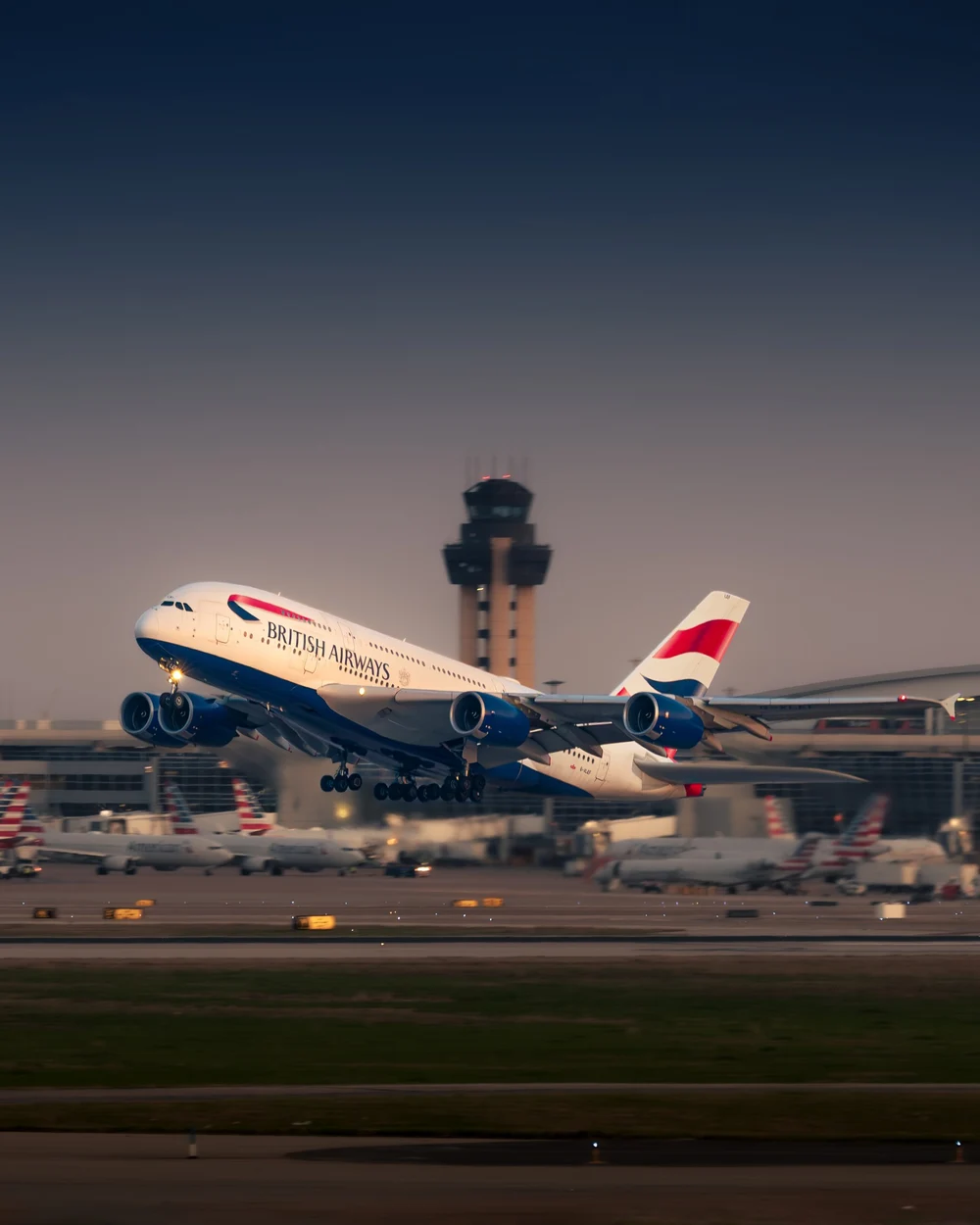 Cadavrul unei femei care murise la bordul unui avion, transportat timp de 13 ore alături de călători. Pilotul a refuzat să se întoarcă pe aeroport