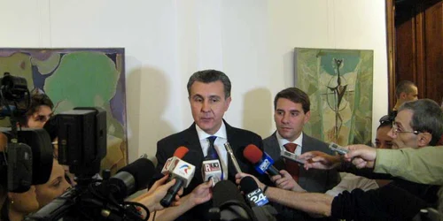 Principele Radu (stânga) şi Principele Nicolae