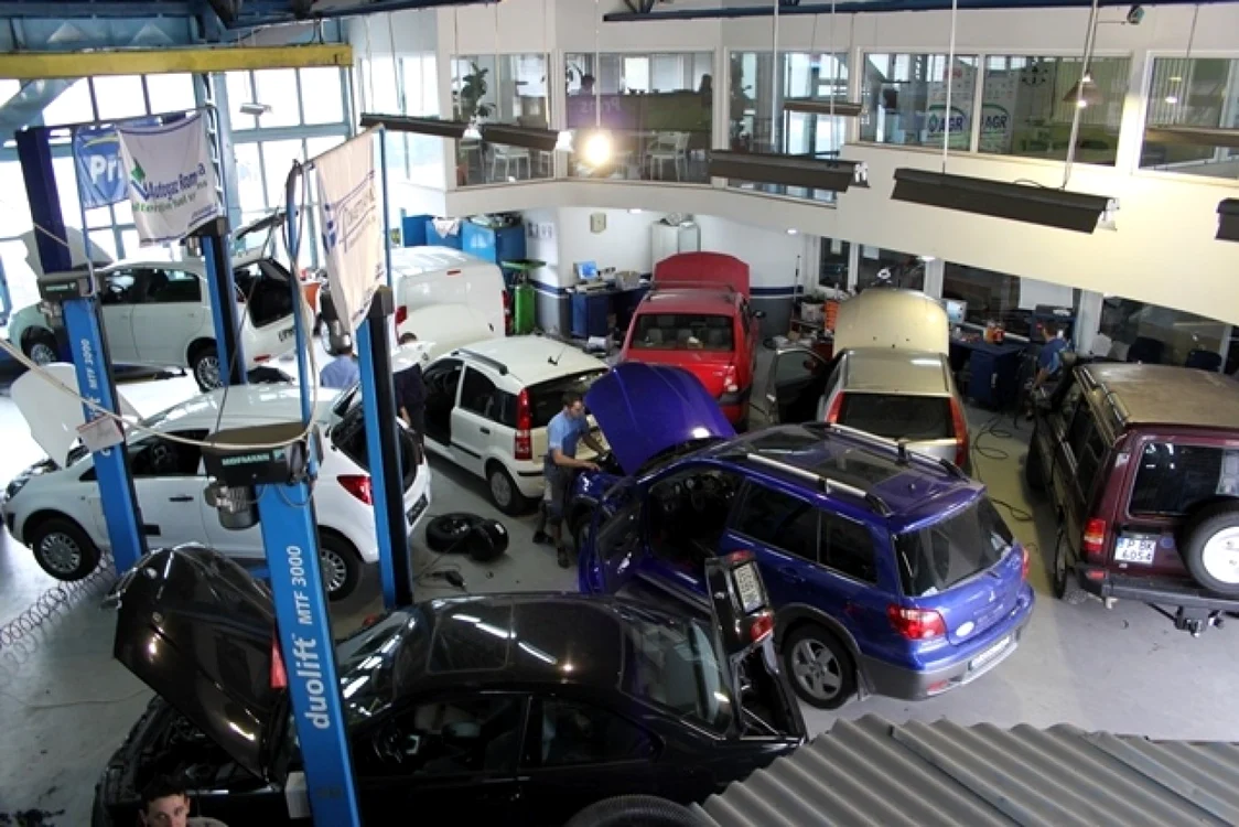 În ultimii ani, mai mulţi proprietari de autoturisme au optat pentru o instalaţie GPL pentru reducerea cheltuielilor cu carburanţii FOTO AGR Autogas