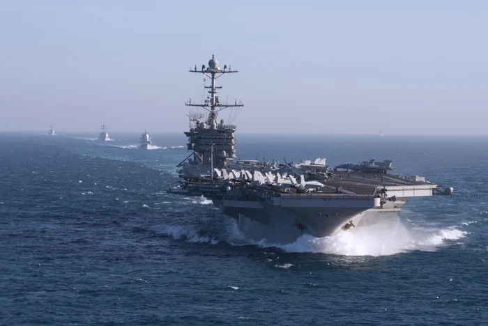 Val de incidente la bordul portavionului USS Harry S. Truman.  FOTO: arhivă