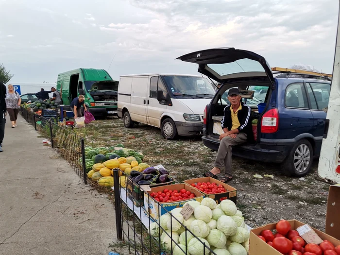 Legumele au prețuri diferite în funcție de zona unde vând comercianții FOTO: A.M.
