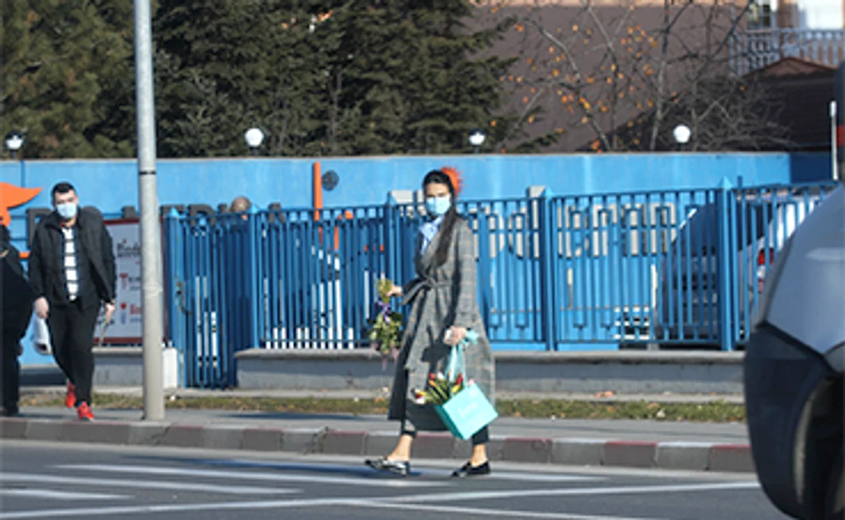 Și pe stradă, vedetele arată impecabil