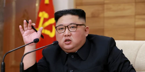 Kim Jong-un vorbind in Biroul Politic al Comitetului Central al Partidului Muncitorilor din Coreea FOTO EPA-EFE