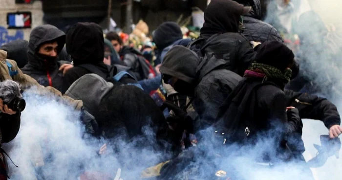 Imagine de la un protest din Paris, dinainte de conferinţa pe teme climatice FOTO: AP