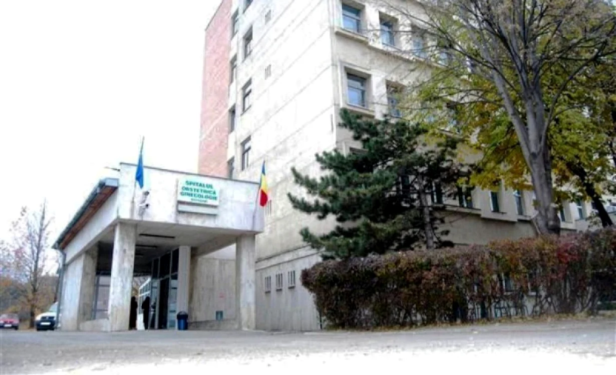Bebeluşul a fost adus la Maternitatea Botoşani FOTO botosaneanul.ro
