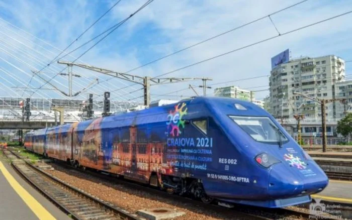 Craiova ar putea fi legată de Atena cu un tren electric modern