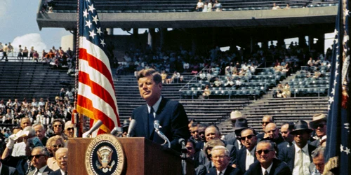 kennedy speech 5 speaking at rice 1962 jpg