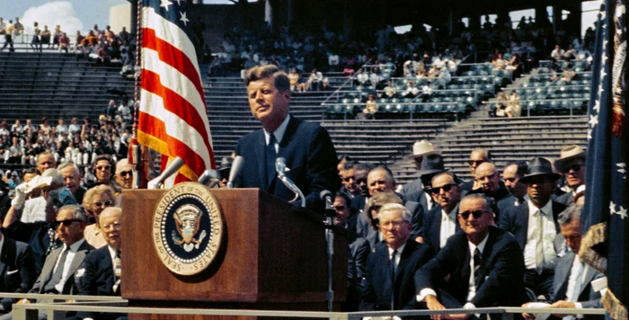 Președintele John F. Kennedy, Discurs: Alegem Să Mergem Pe Lună (1962)